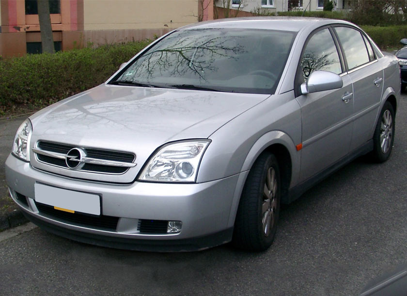 opel vectra automobilio nuoma